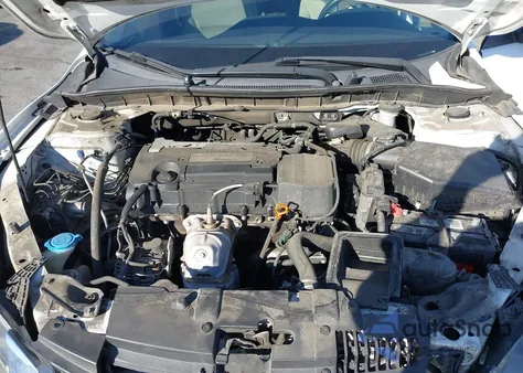 2015 Honda Accord Lx z USA, uszkodzony, nr VIN 1HGCR2F33FA204165